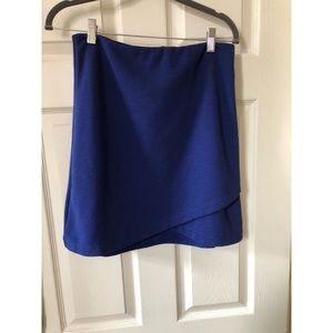 Loft mini skirt
